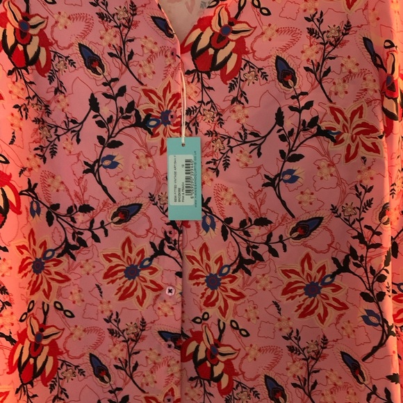 Hawes and Curtis ladies blouse. Brand new with tag. Long sleeve , printed. - Picture 3 of 3